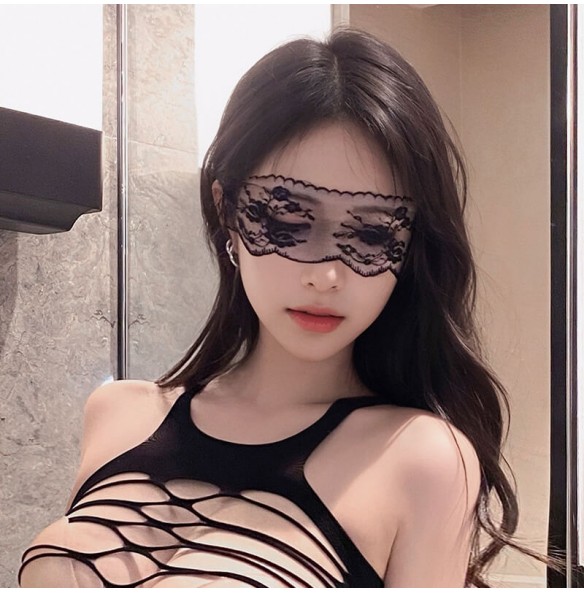FEE ET MOI - French Elegant Sheer Lace Eye Mask (Black)